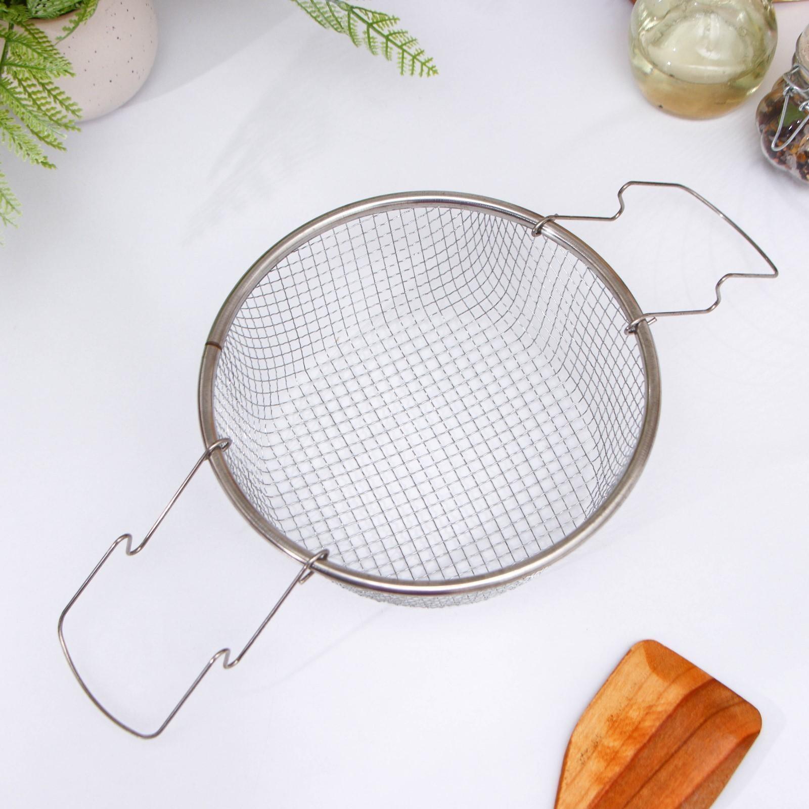 Кастрюля «Ренард», 4 л, стеклянная крышка, сетка фри 26×9 см, антипригарное покрытие, цвет красный