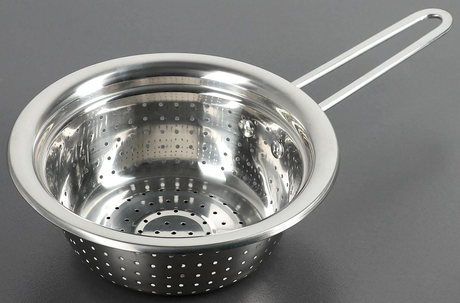 Дуршлаг из нержавеющей стали Доляна «Гудвин», d=20 см, длинная ручка