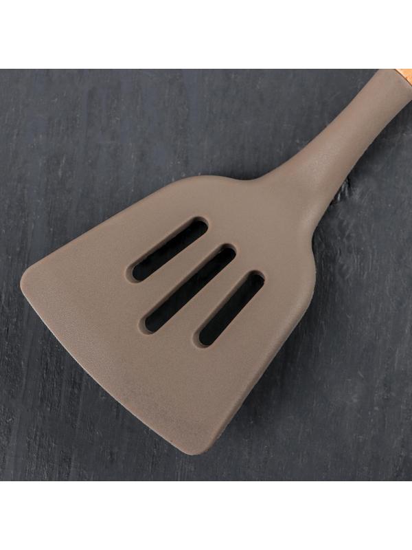 Лопатка с прорезями Доляна «Брауни», 32 см, цвет МИКС