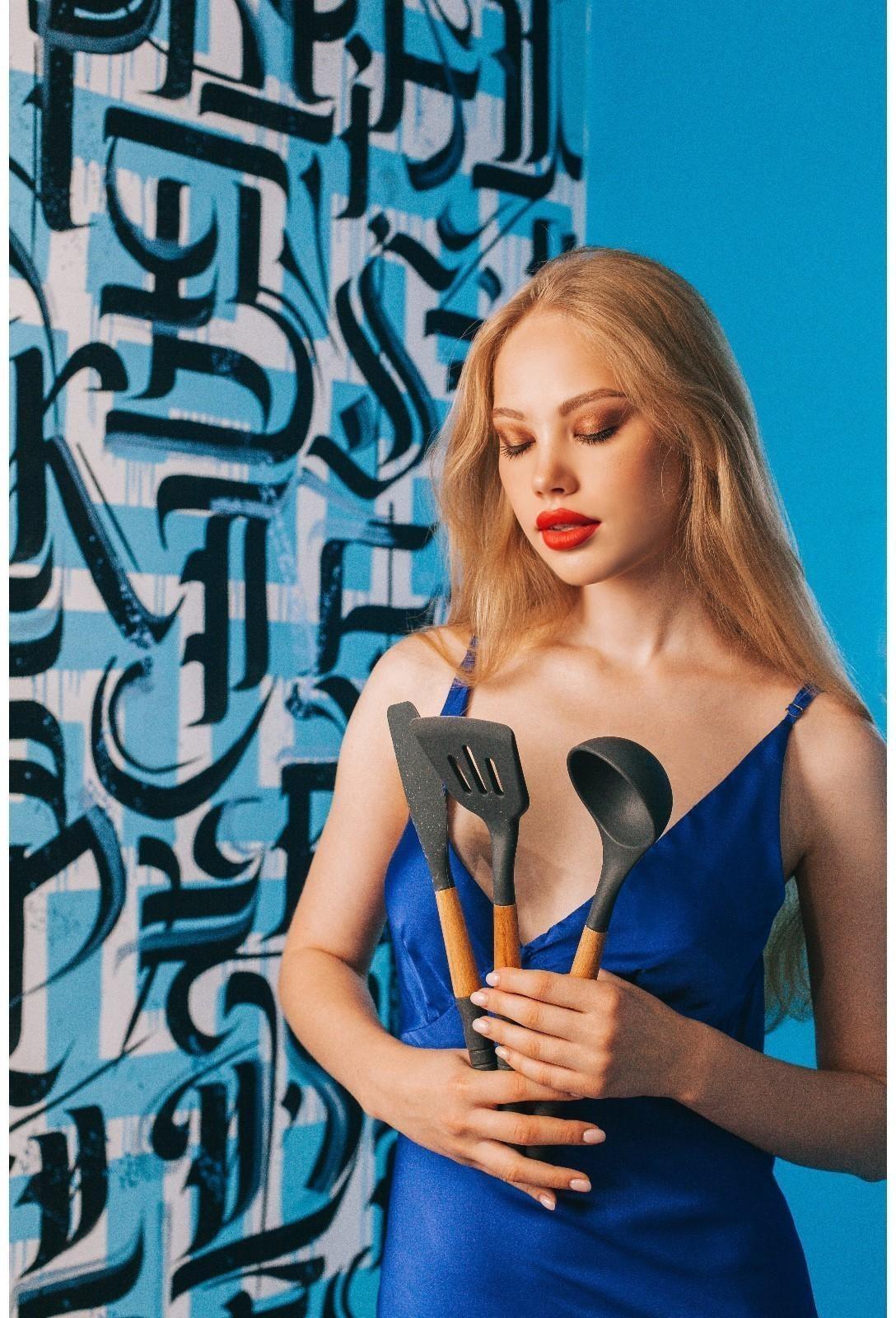 Половник Доляна «Брауни», 33 см, цвет МИКС