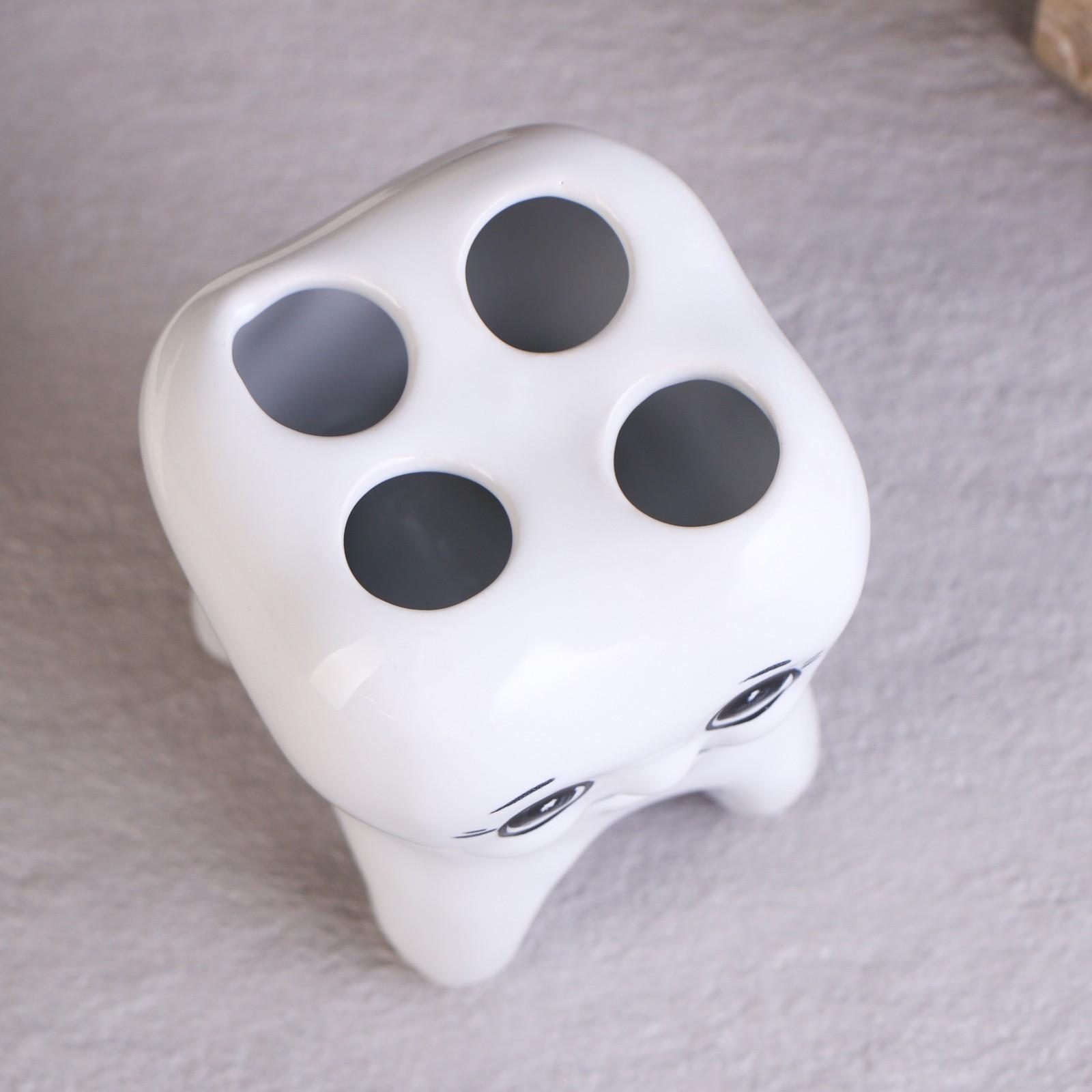 Стакан под зубную щетку 