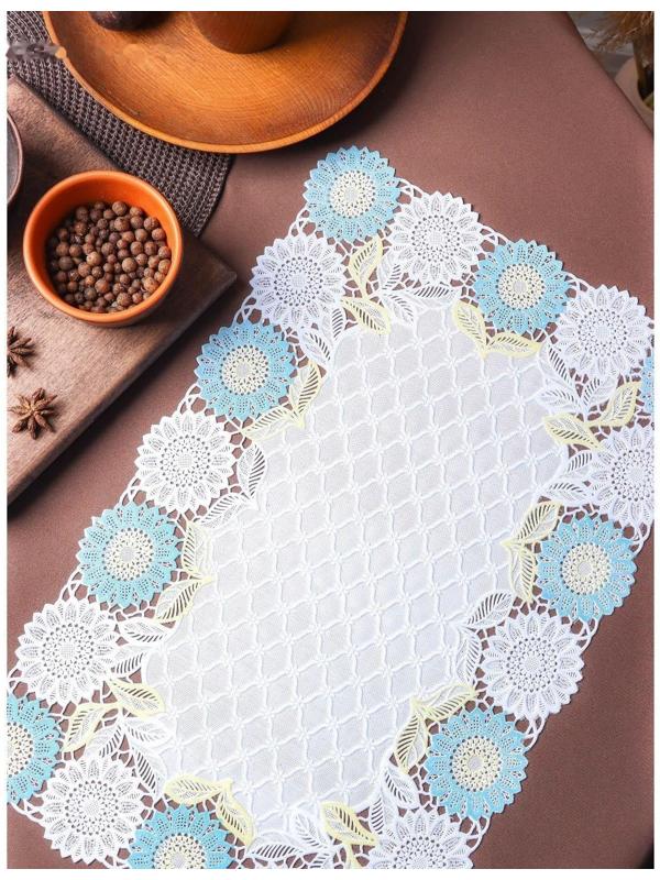 Салфетка ажурная для стола «Подсолнухи», 45×30 см, цвет жёлто-голубой