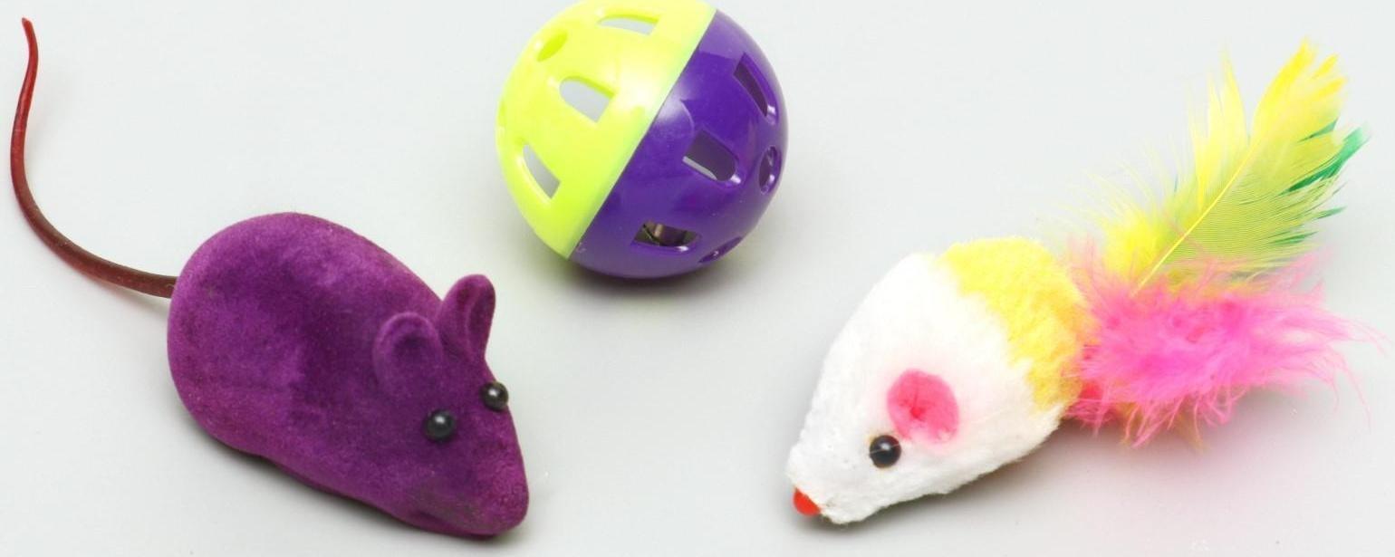 Набор игрушек для кошек: 2 мыши (5 и 6 см) и шарик 3,8 см, микс цветов