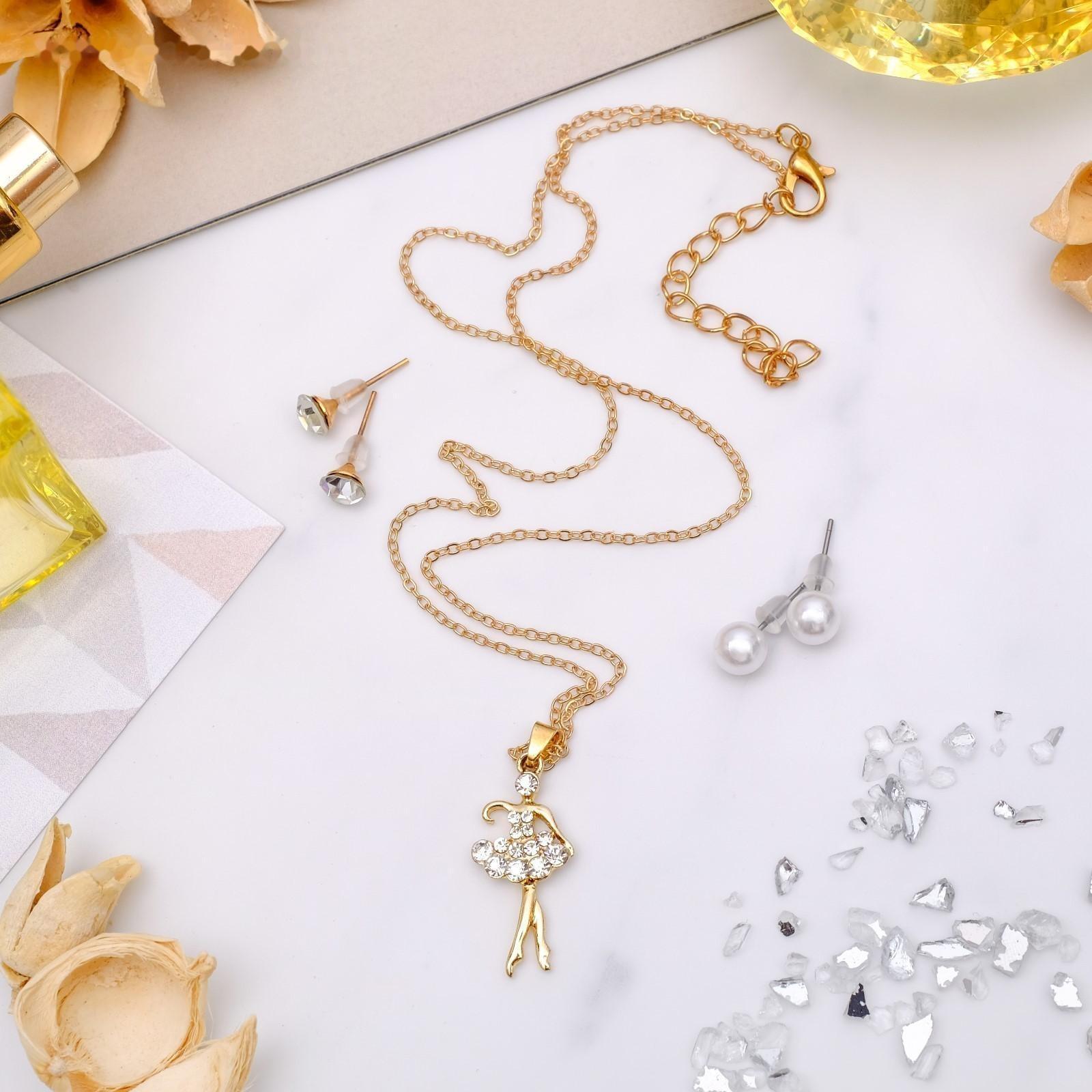 Гарнитур 5 предметов: 4 пары пуссет, кулон 