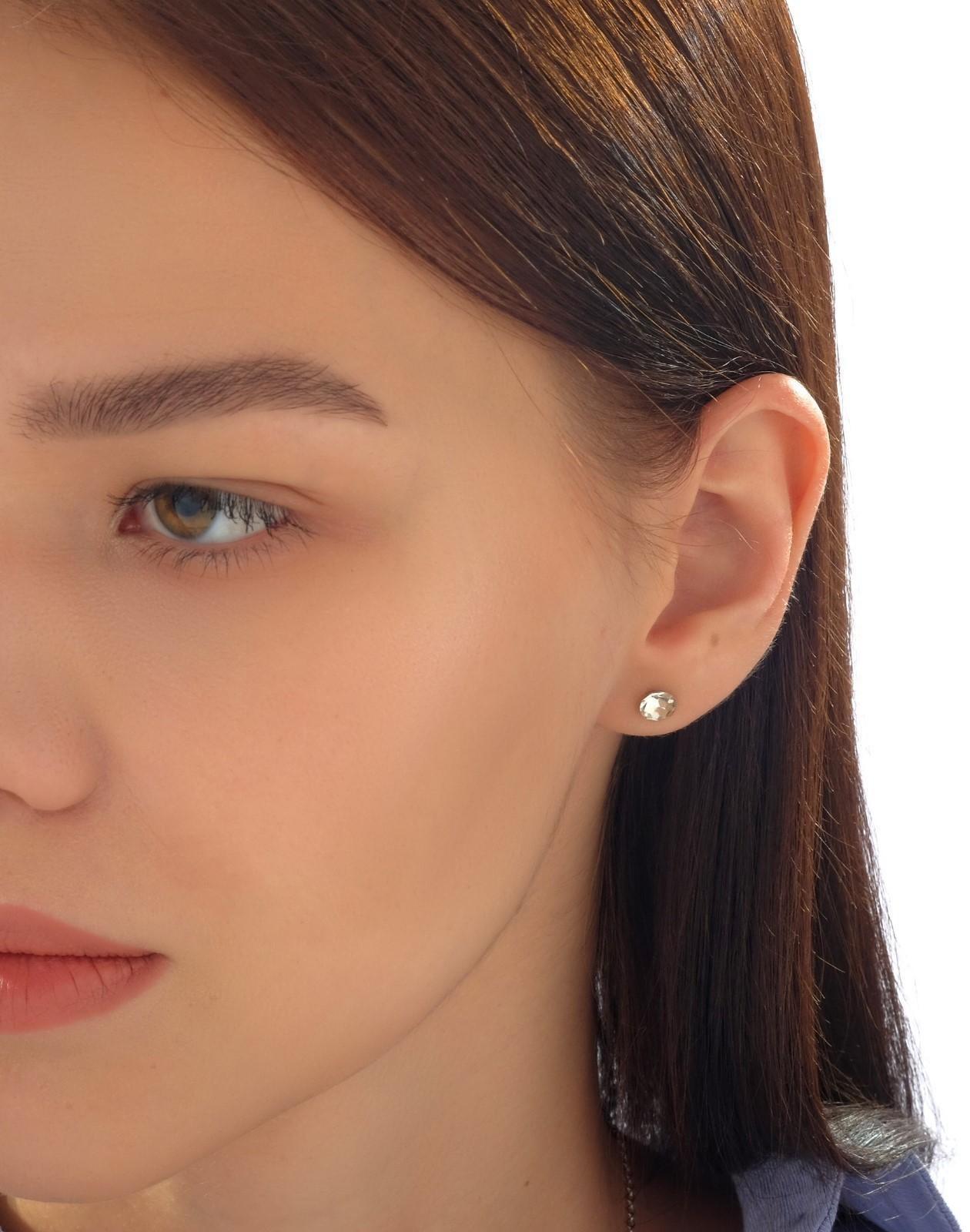 Гарнитур 5 предметов: 4 пары пуссет, кулон 