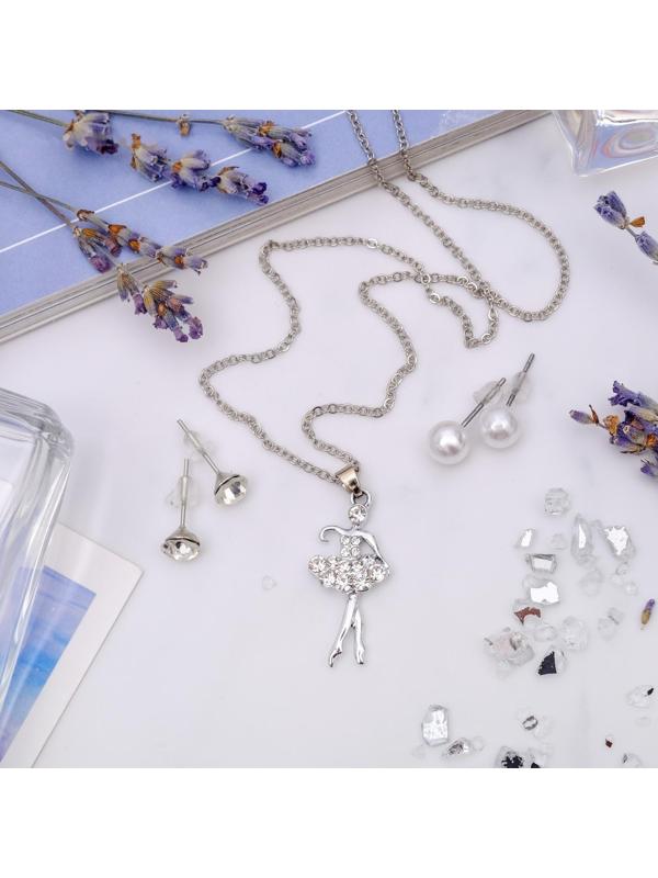 Гарнитур 5 предметов: 4 пары пуссет, кулон 