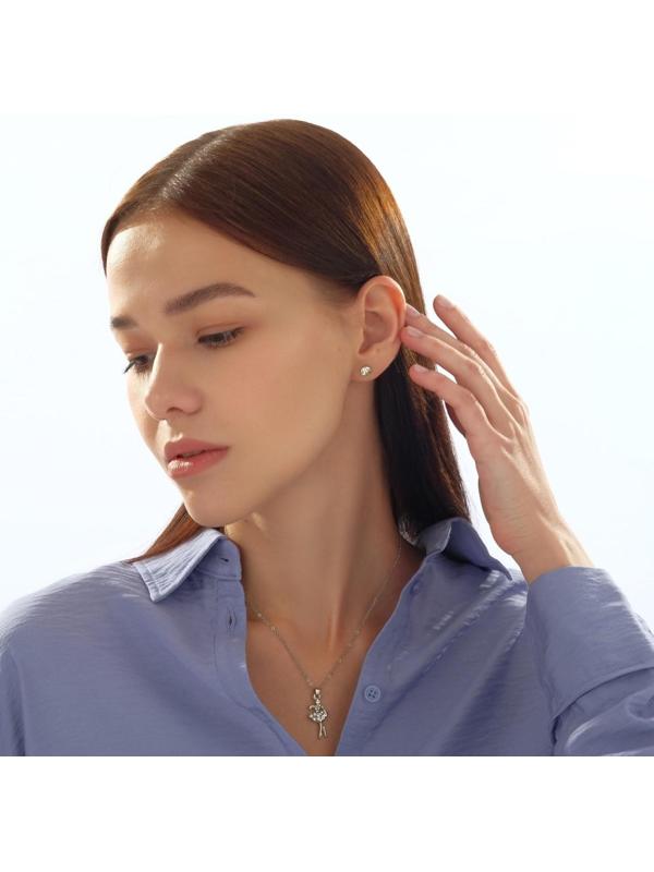 Гарнитур 5 предметов: 4 пары пуссет, кулон 