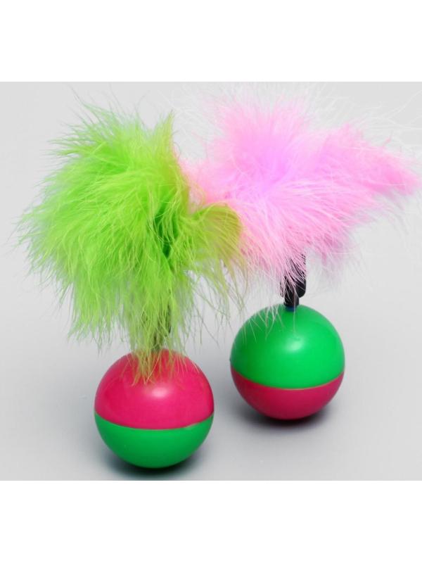 Игрушка-неваляшка для кошек с пухом, микс цветов