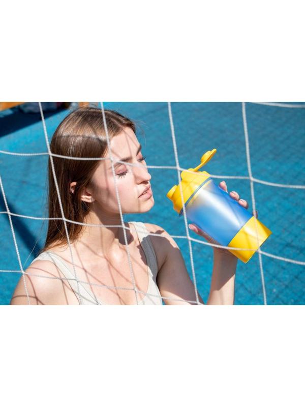 Шейкер спортивный с чашей под протеин, 500 мл