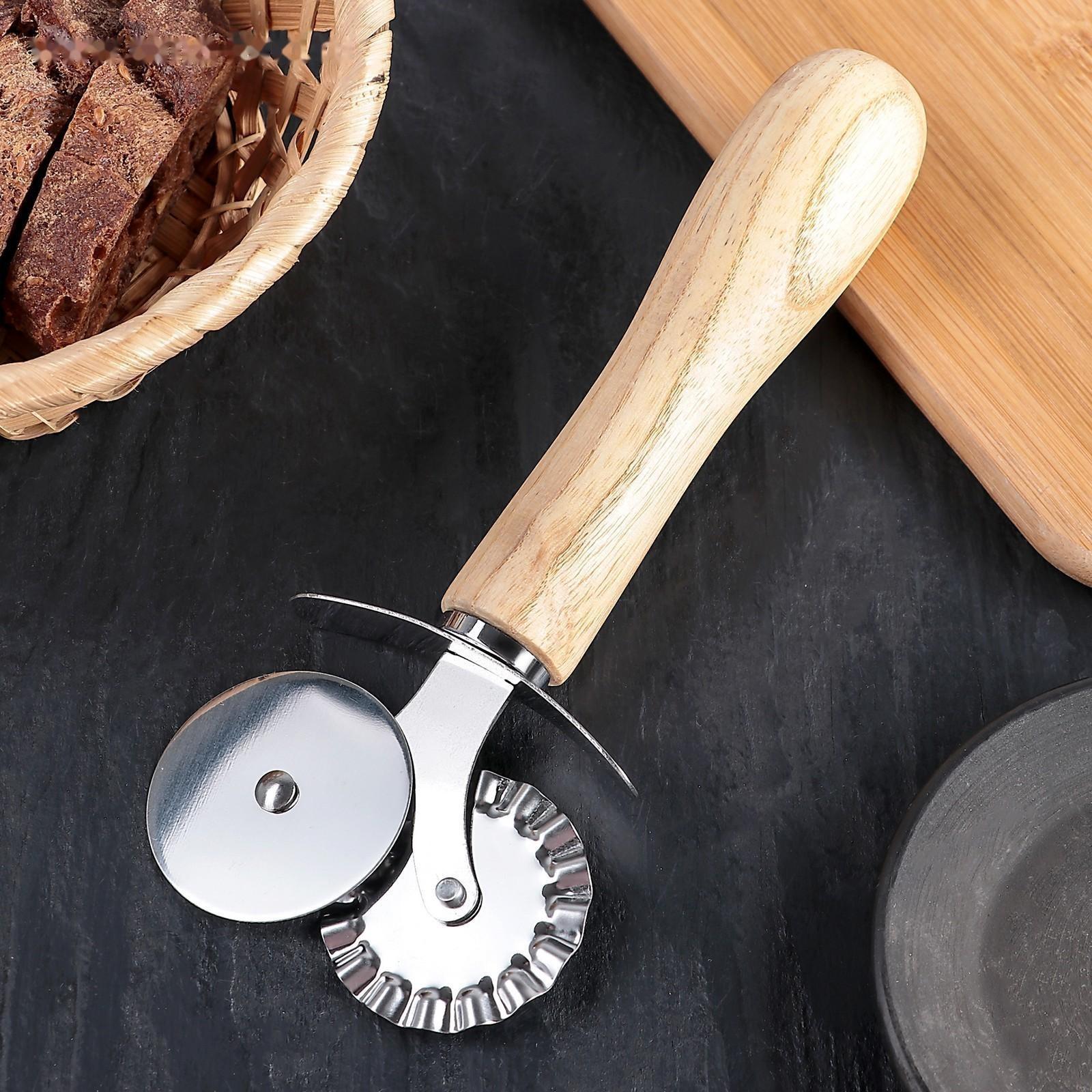 Нож для пиццы и теста Доляна «Кафу», 18,5 см, ручка из бразильской гевеи, цвет бежевый