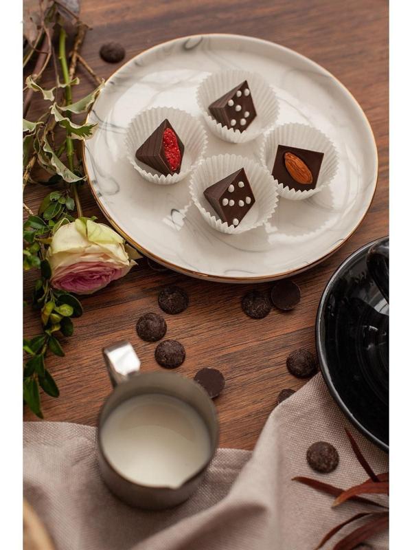 Форма для шоколада и конфет «Пирамида», 21 ячейка