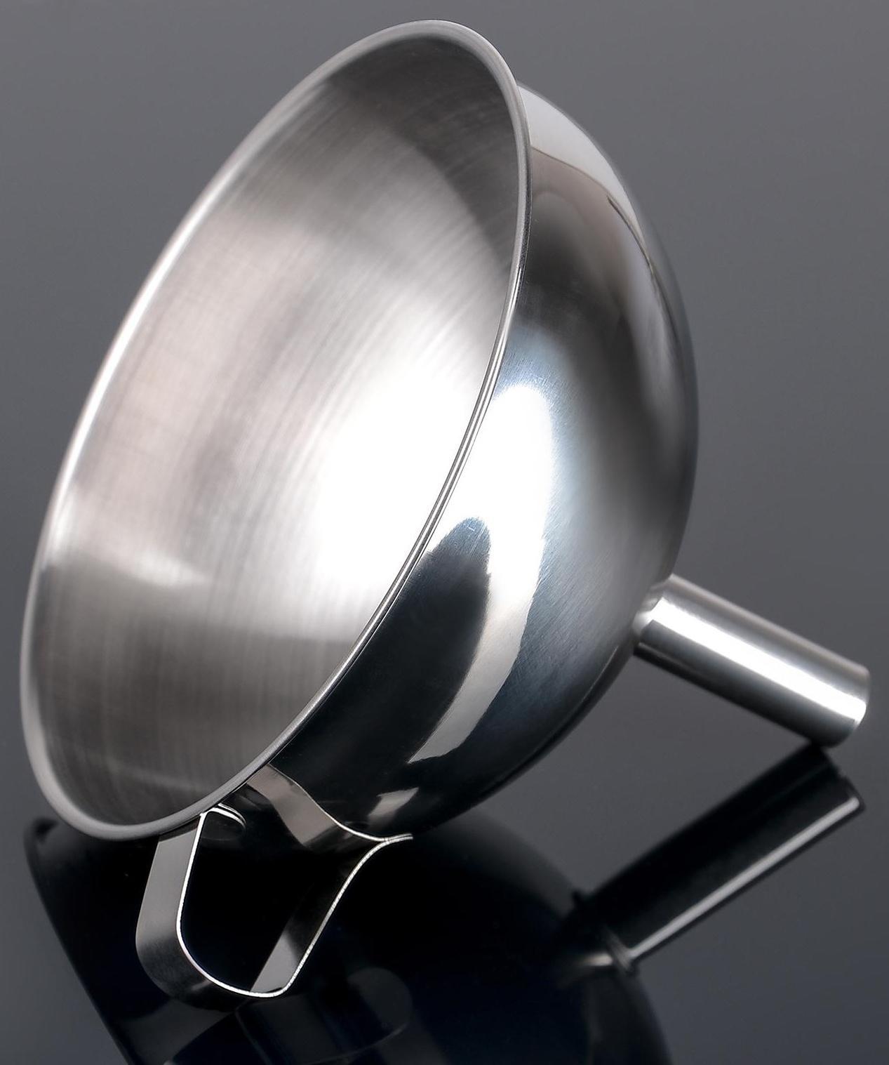 Воронка с ручкой из нержавеющей стали, d=15 см