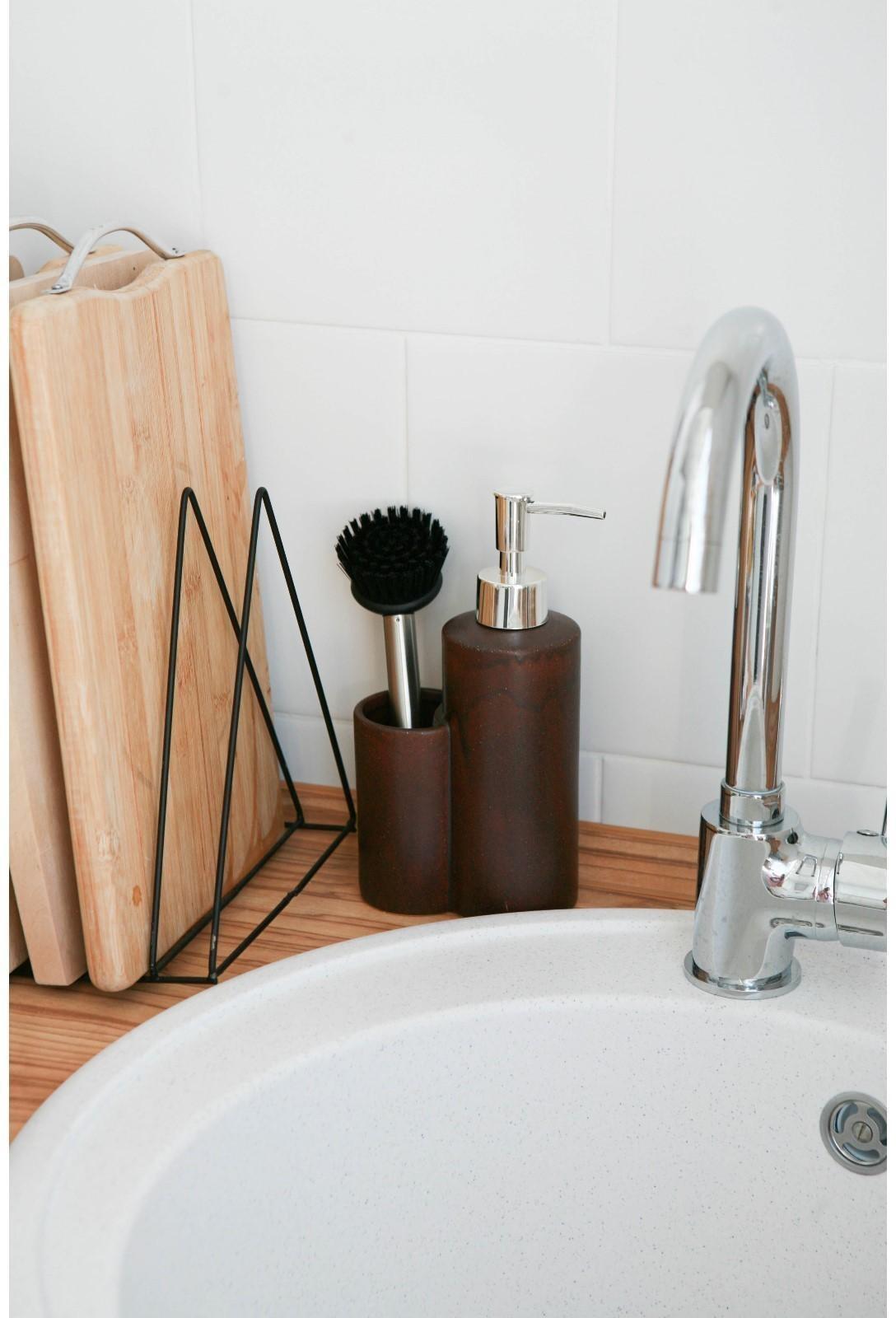 Дозатор для моющего средства с щёткой «Минимал», 400 мл, цвет коричневый