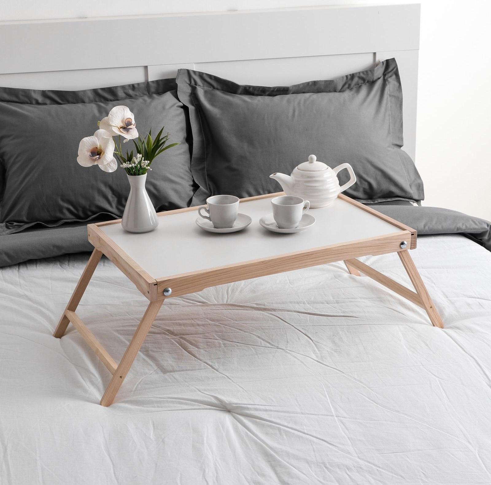 Столик для завтрака 