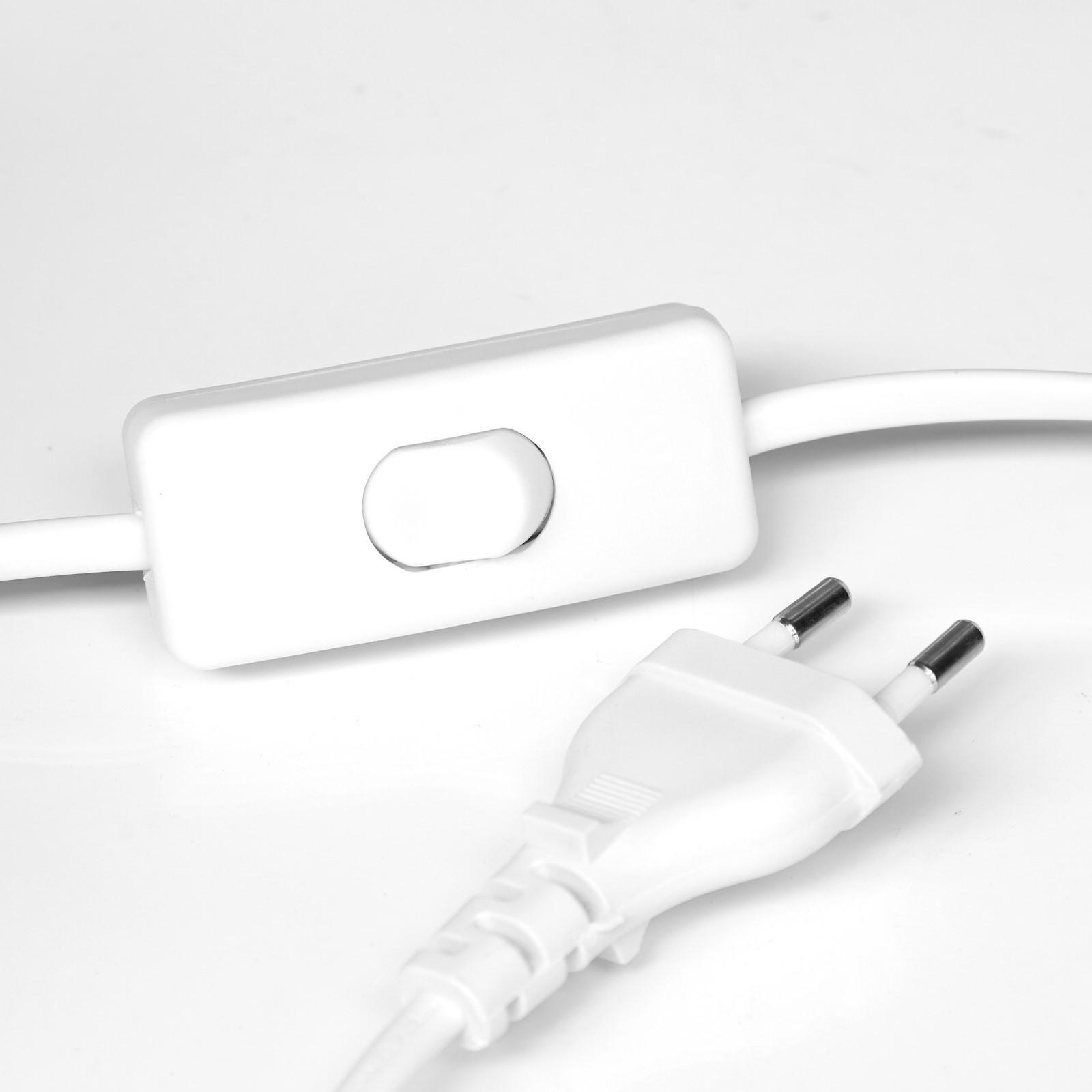 Лампа настольная с абажуром 