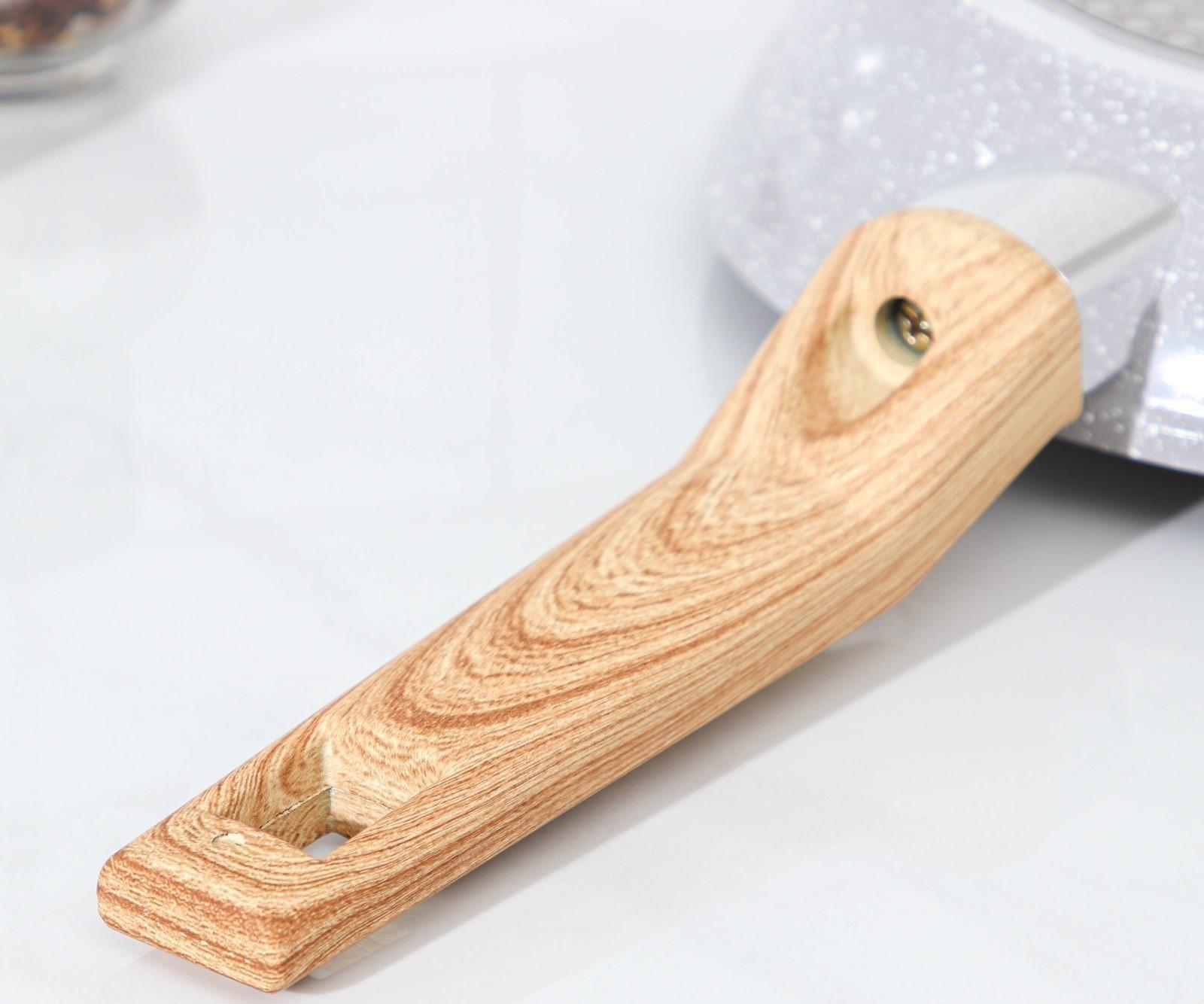 Сковорода кованая Magistro Natural, d=20 см, ручка soft-touch, антипригарное покрытие, индукция, цвет серый