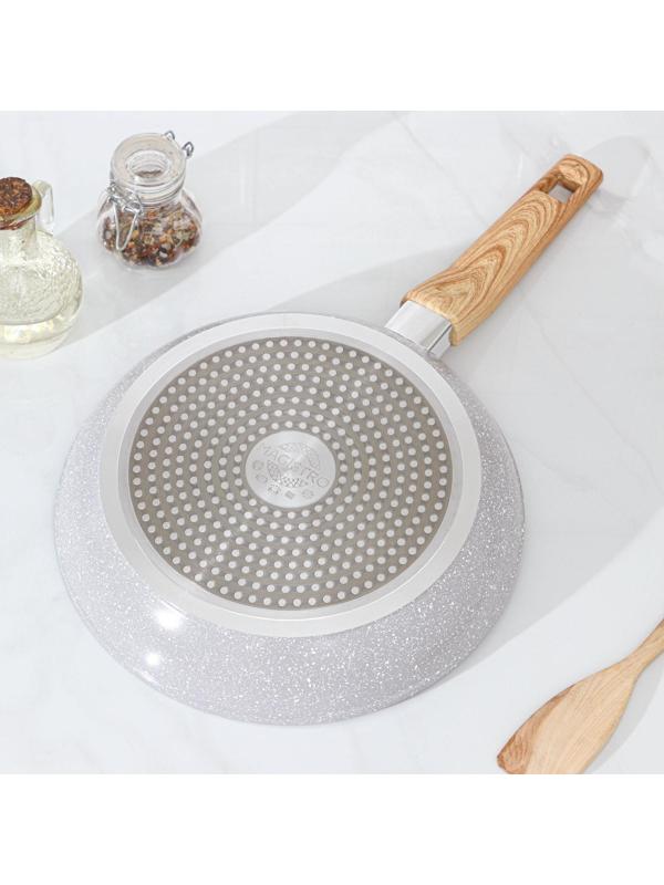 Сковорода кованая Magistro Natural, d=26 см, ручка soft-touch, антипригарное покрытие, индукция, цвет серый