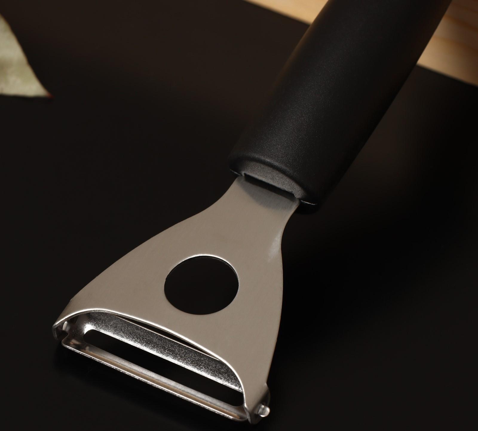 Овощечистка горизонтальная Доляна «Чили», 18,5 см, цвет чёрный