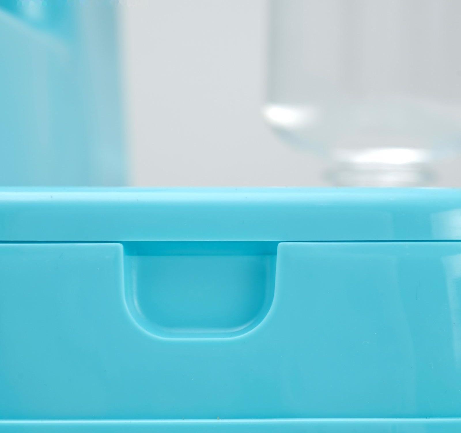 Комплекс: контейнер для корма (1,5 кг), съемная миска и поилка, голубой