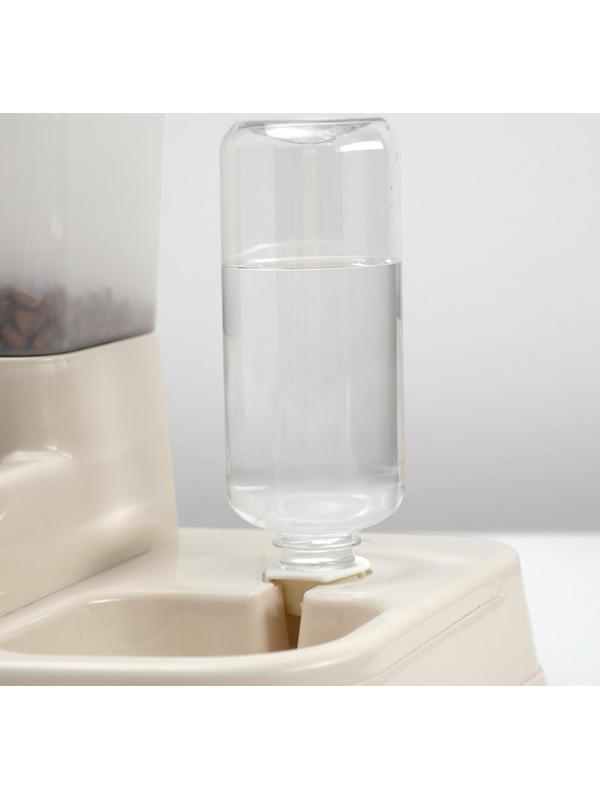 Комплекс: контейнер для корма (1,5 кг), съемная миска и поилка, бежевый