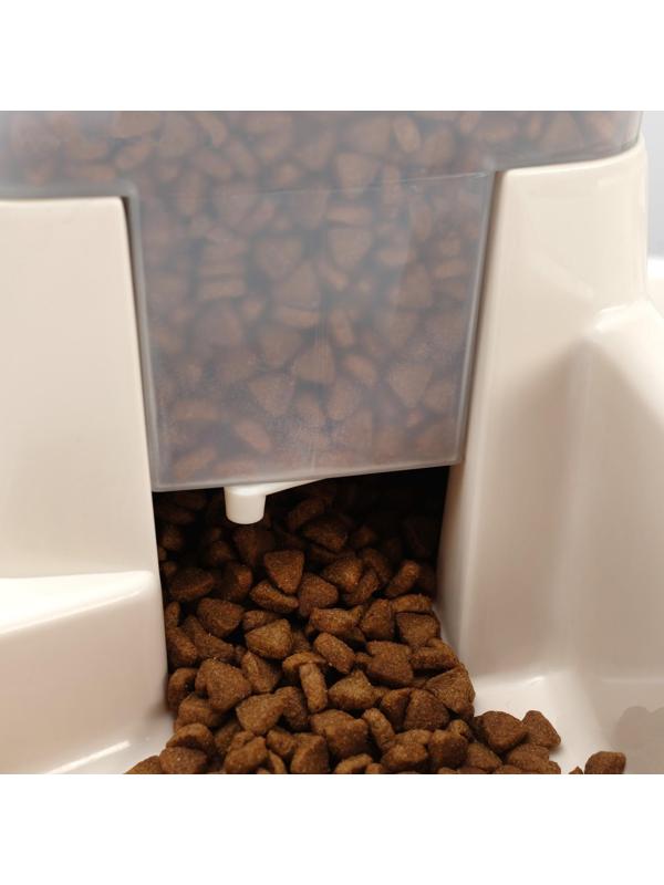 Комплекс: контейнер для корма (1,5 кг), съемная миска и поилка, бежевый