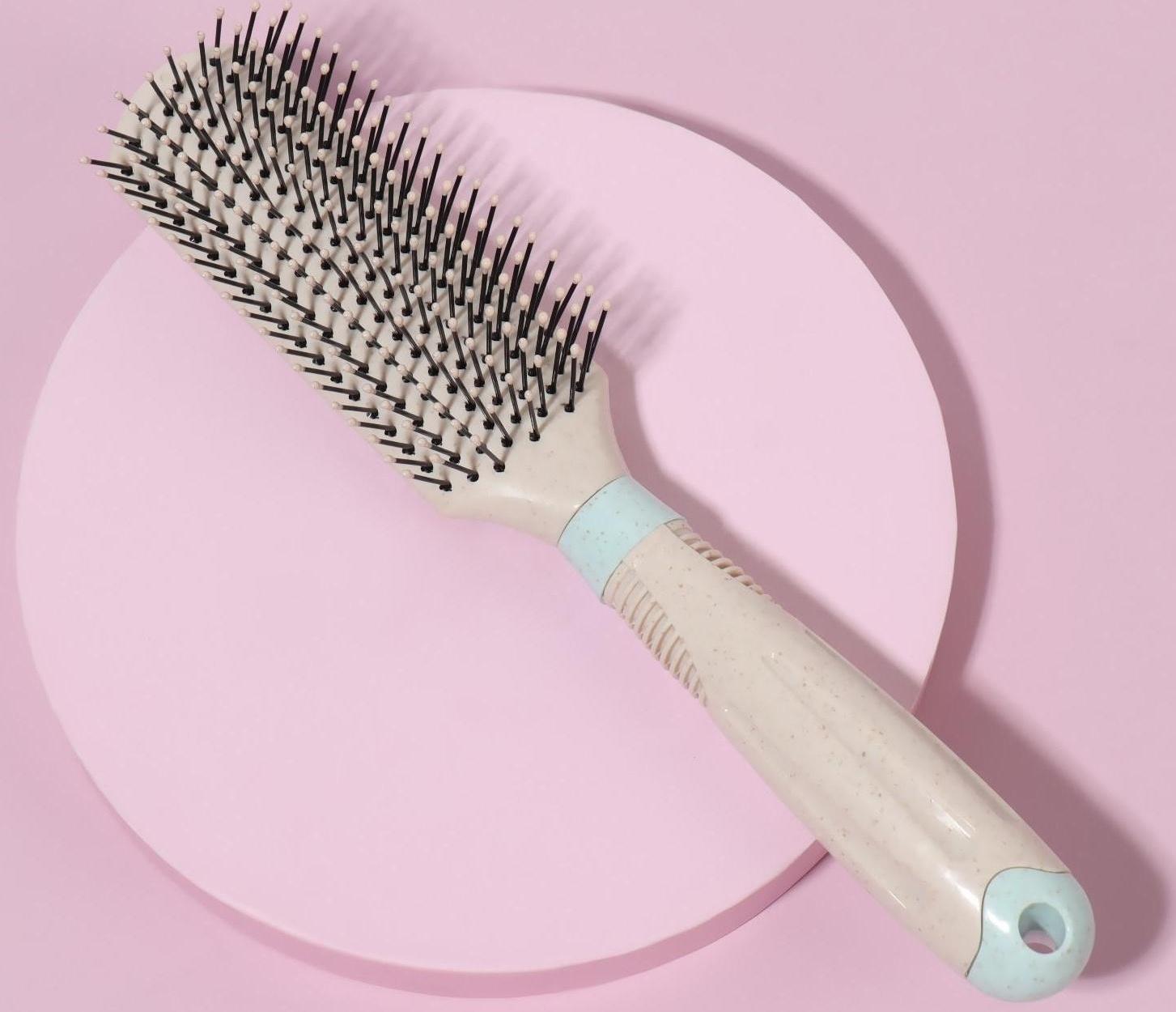 Расчёска массажная, 4 × 23 см, цвет МИКС