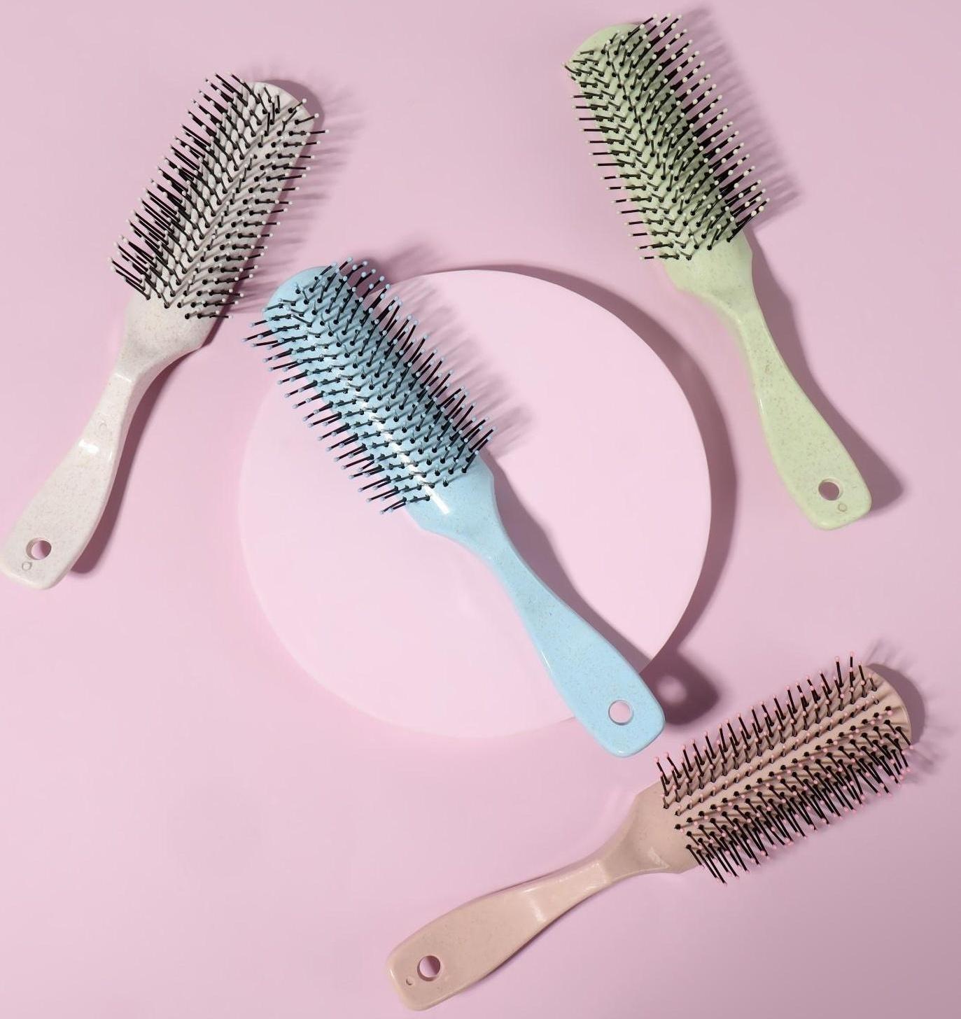 Расчёска массажная, 3,3 × 20,5 см, цвет МИКС