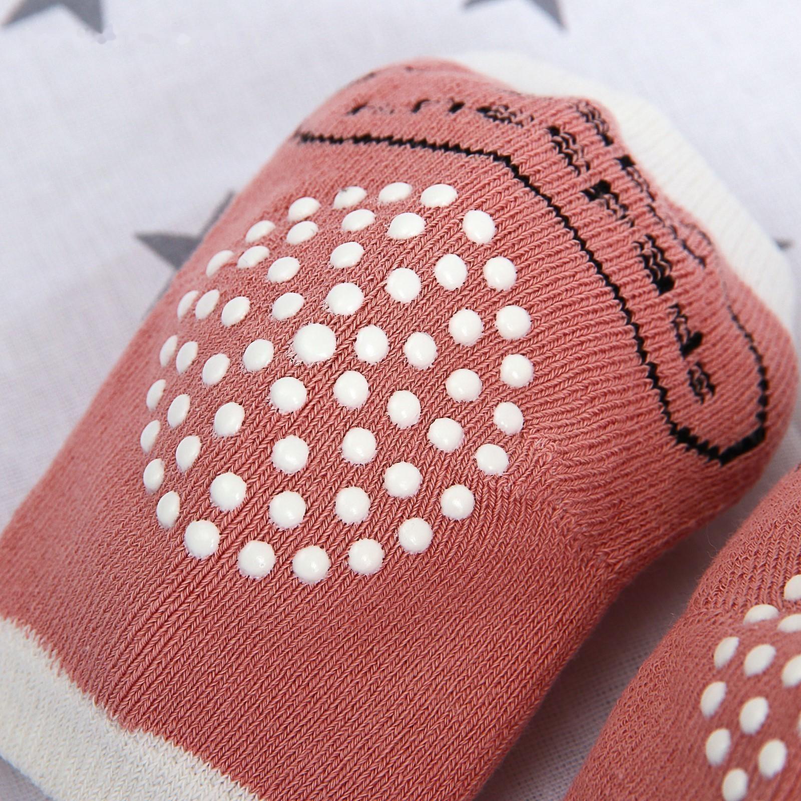 Набор наколенников, 2 шт., от 6 мес., цвет МИКС