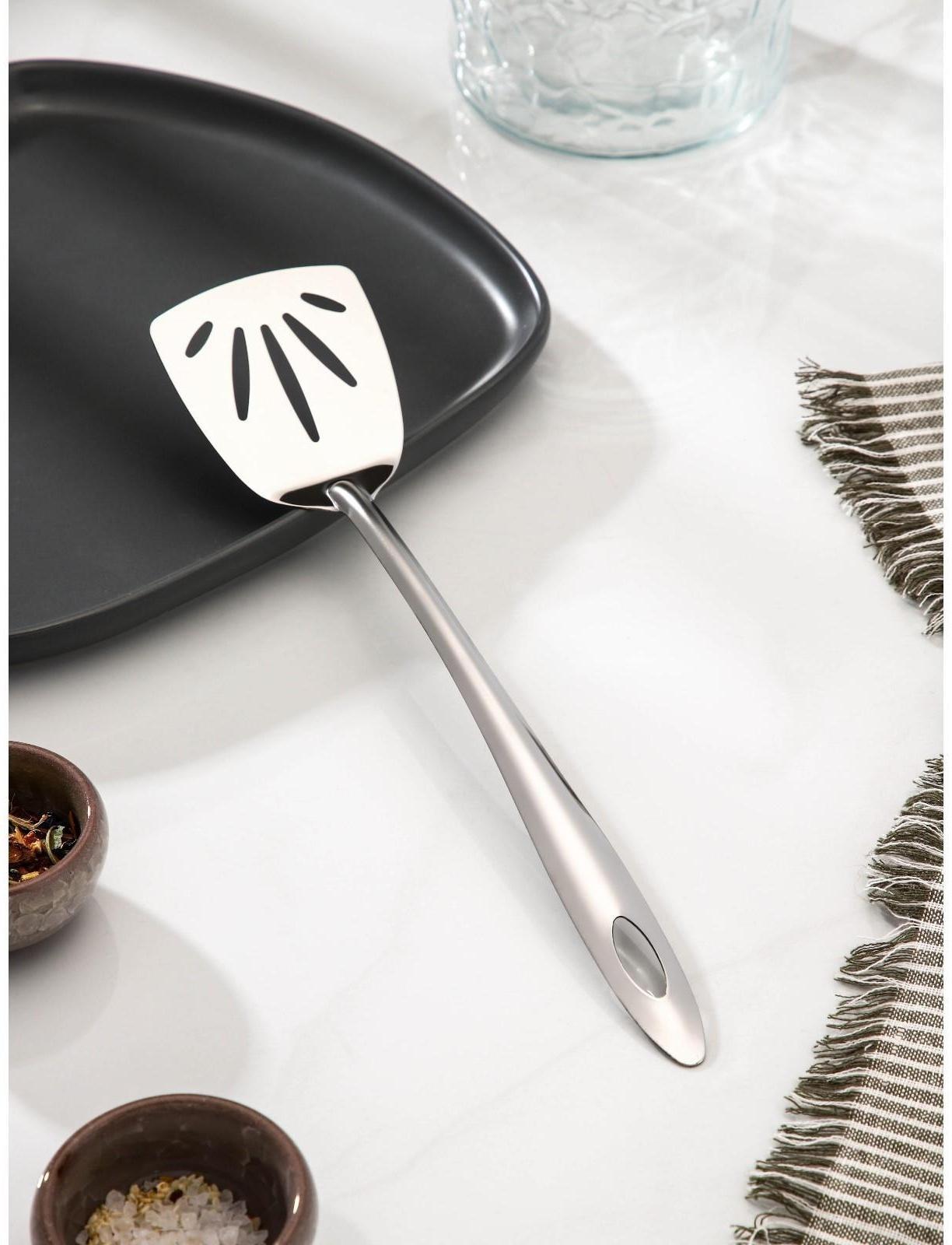 Лопатка из нержавеющей стали Доляна «Хозяюшка», с отверстиями, h=28 см, цвет серебряный