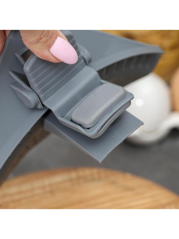 Дуршлаг кухонный-слив на прищепке, 12×18,5 см, цвет МИКС