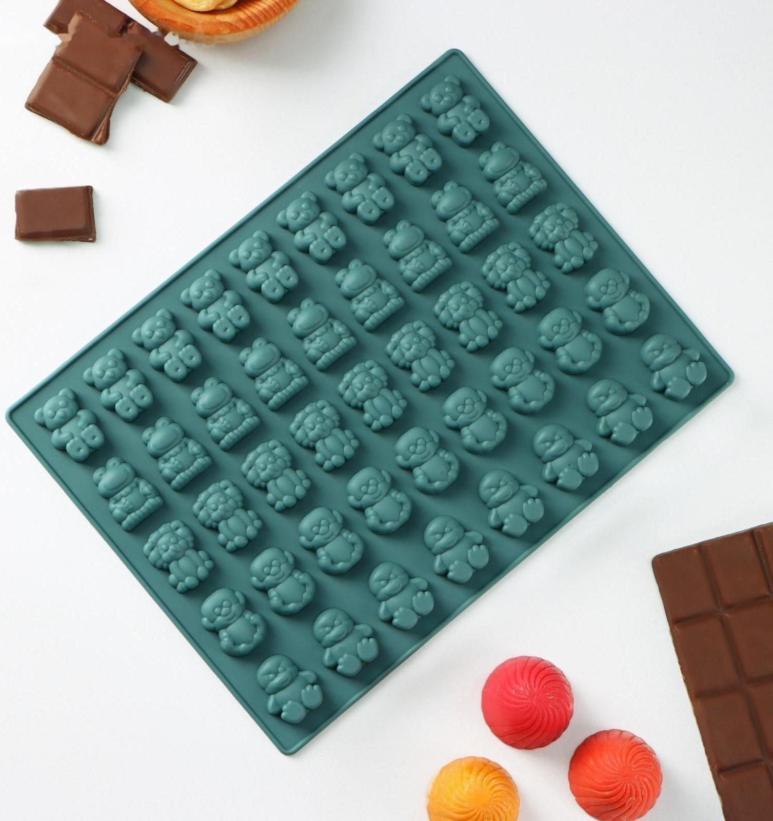 Форма для мармелада Доляна «Зоопарк», 20×15×1 см, 44 ячеек, цвет МИКС