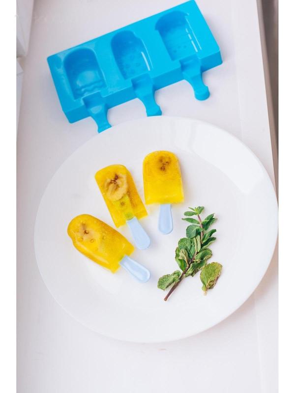 Форма для мороженого «Эскимо со сладостями», 3 ячейки (7×4,2 см), 19,5×17,7 см, цвет МИКС