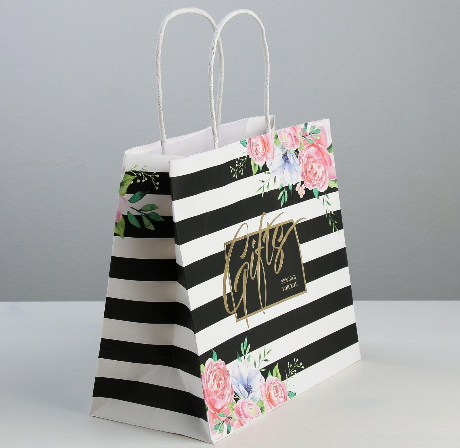 Пакет подарочный крафтовый «Gifts», 25 × 22 × 12 см