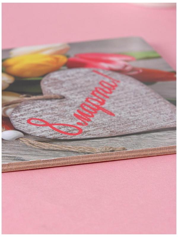 Доска разделочная деревянная Виктория «8 марта. Тюльпаны», 25×16,5 см