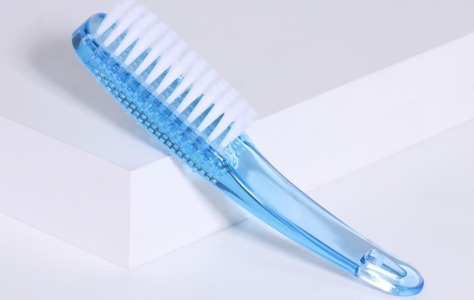 Щётка для маникюра/педикюра, 14,5 см, цвет МИКС