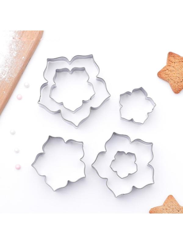 Набор форм для вырезания печенья «Лепестки петуньи», 7,5×7 см, 6 шт, цвет хромированный