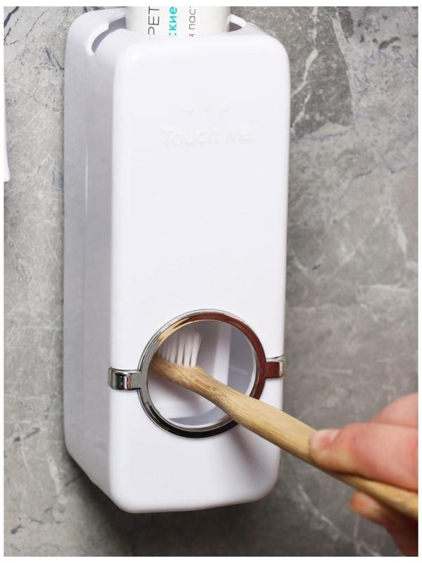 Держатель для зубных щёток и выдавливатель для зубной пасты, 16×10,5 см, цвет МИКС