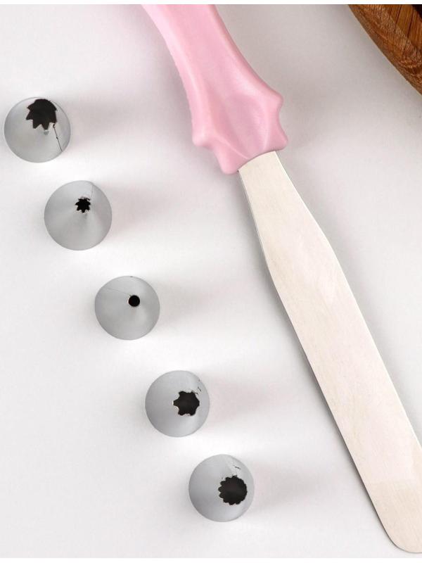 Набор кондитерский, 8 предметов: насадки 5 шт, адаптер, мешок, шпатель, насадки, цвет МИКС