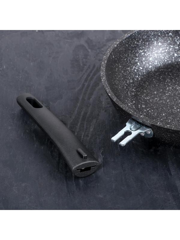 Набор кухонной посуды «Мраморная №3», 6 предметов, крышка, съёмная ручка, антипригарное покрытие, цвет тёмный мрамор