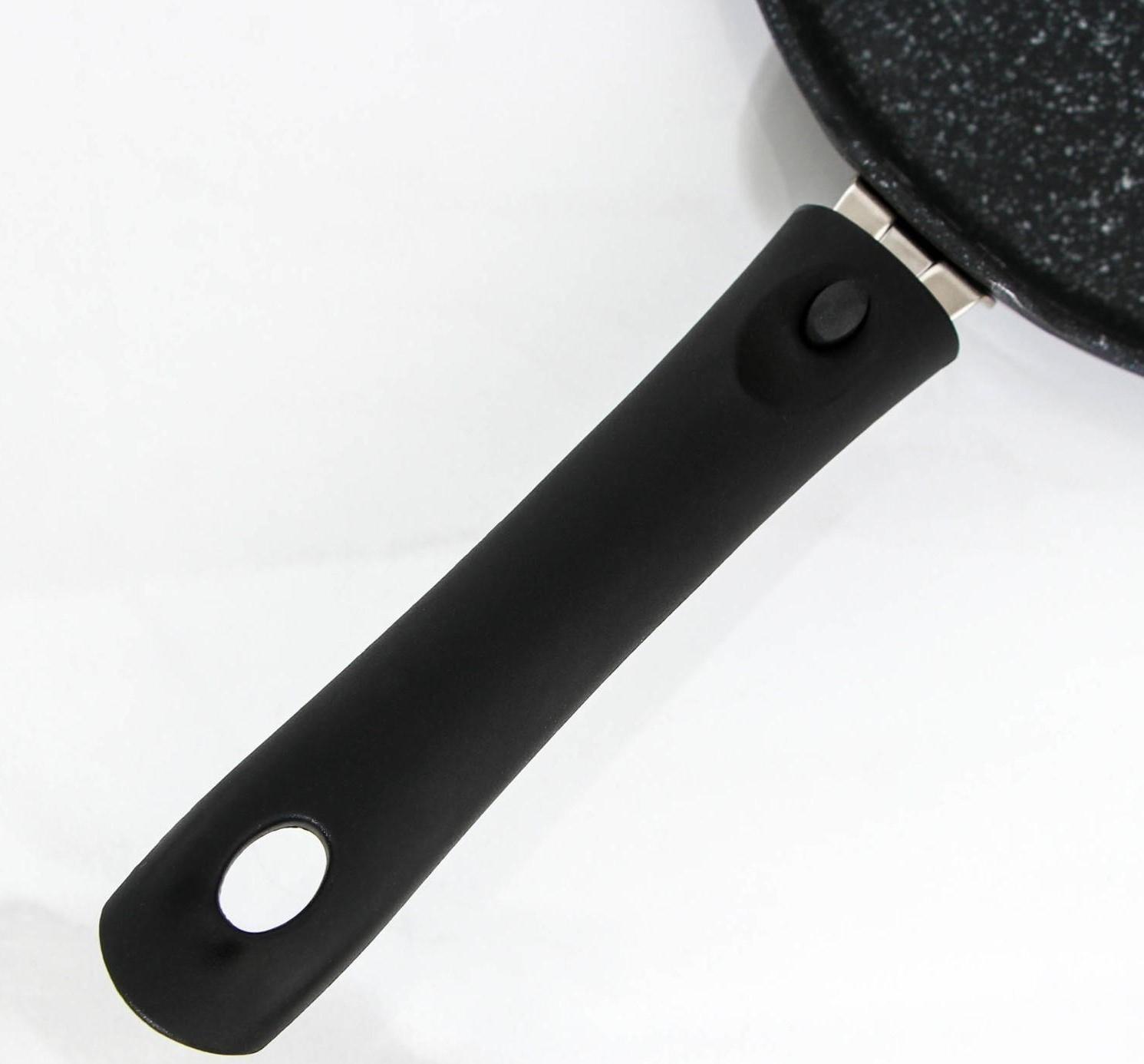 Сковорода блинная, d=22 см, пластиковая ручка, антипригарное покрытие, цвет тёмный мрамор