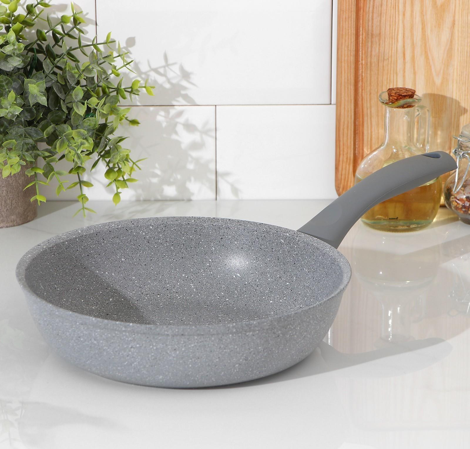 Сковорода, d=24 см, пластиковая ручка, антипригарное покрытие, цвет светлый мрамор
