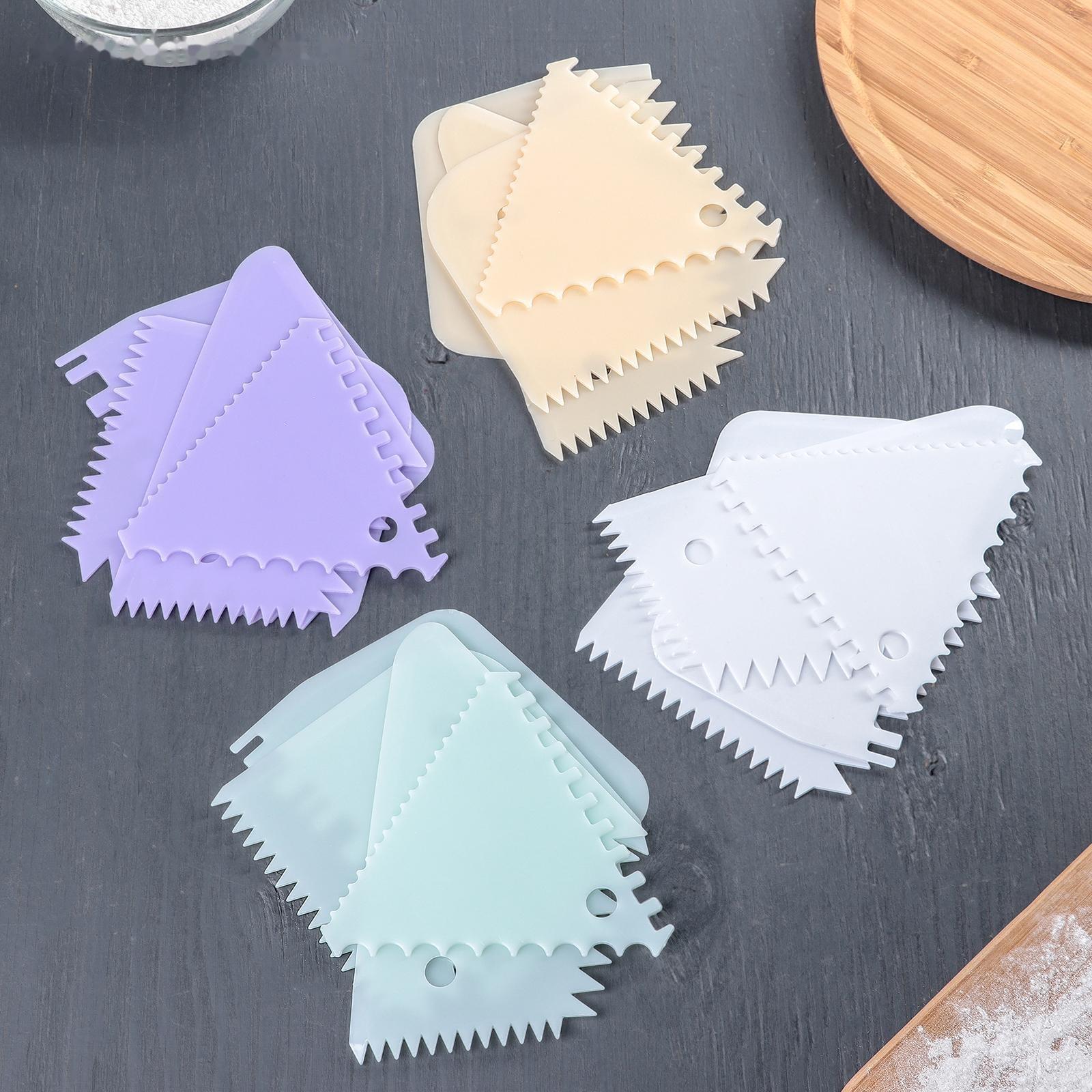 Набор шпателей кондитерских Доляна, 4 предмета, 11,7×10,2 см, 15,5×9,3 см, 11×11 см, 13×9,3 см, цвет МИКС