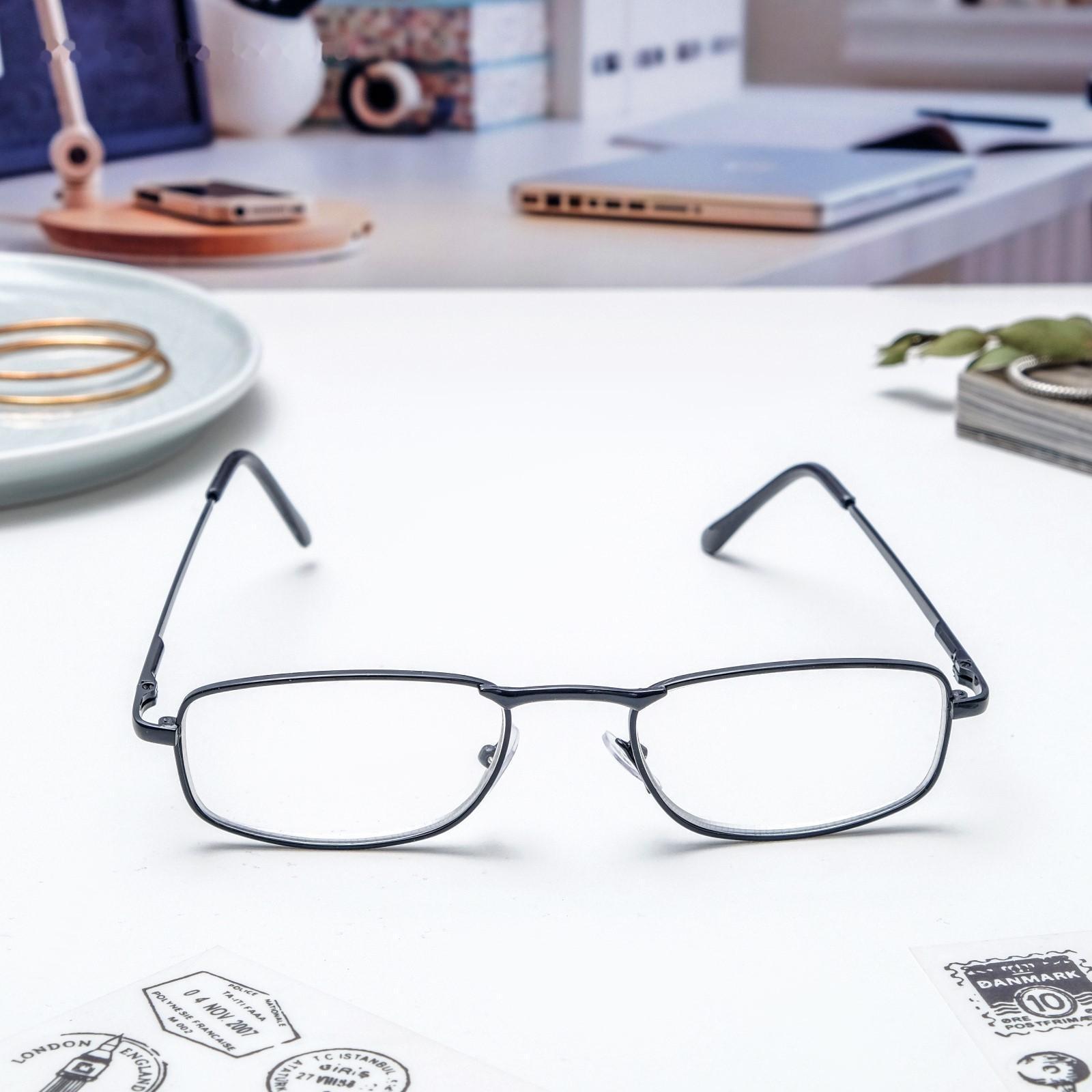 Очки корригирующие 330, цвет чёрный, +4