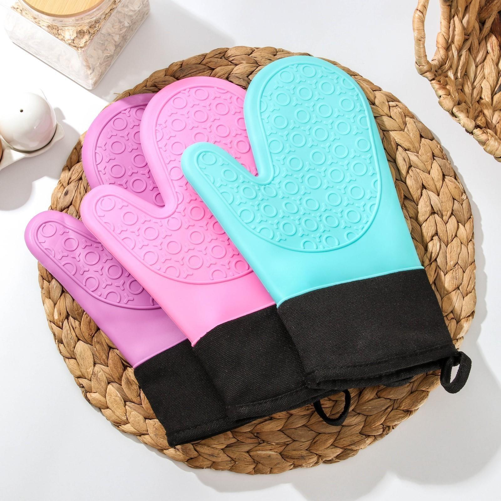 Рукавица силиконовая для горячего с манжетой Доляна «Профи», 29,5×18×1,5 см, цвет МИКС