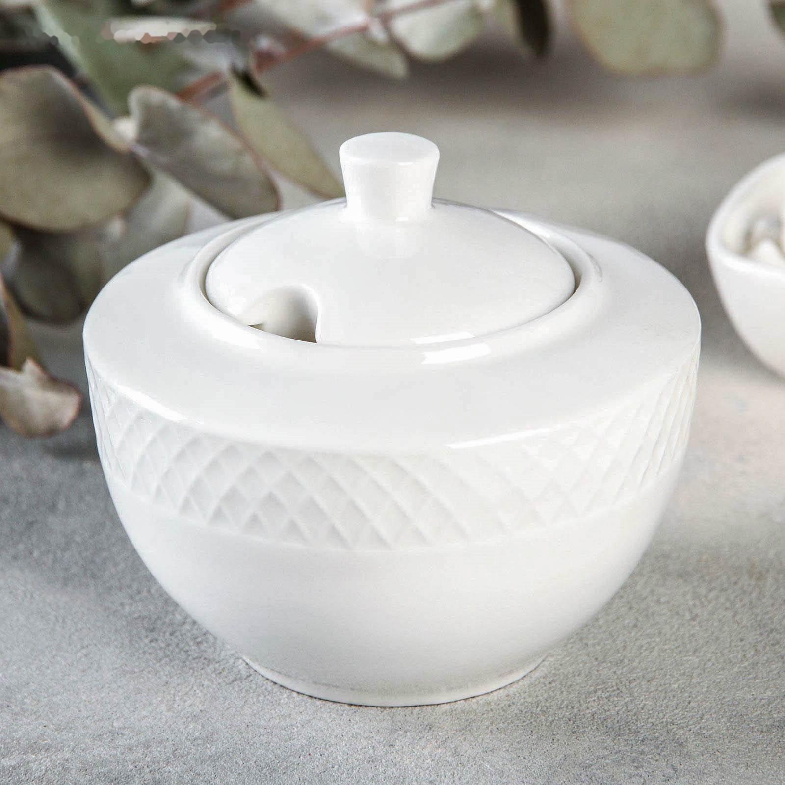 Сахарница фарфоровая «Юлия Высоцкая», 340 мл, с крышкой