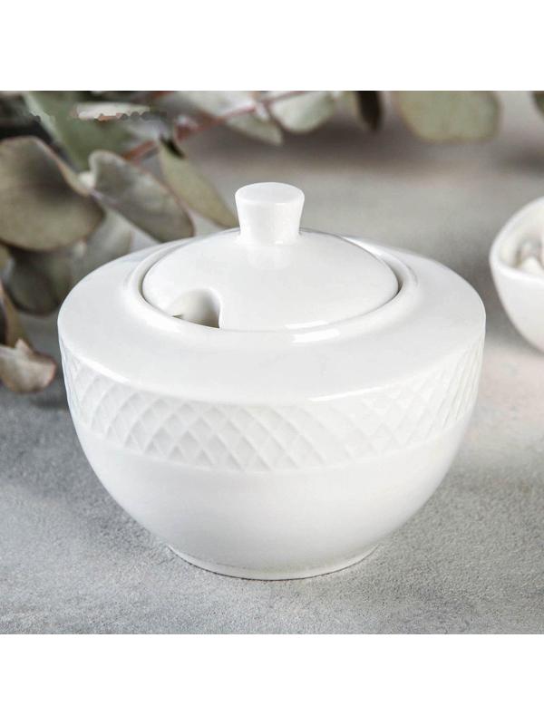 Сахарница фарфоровая «Юлия Высоцкая», 340 мл, с крышкой