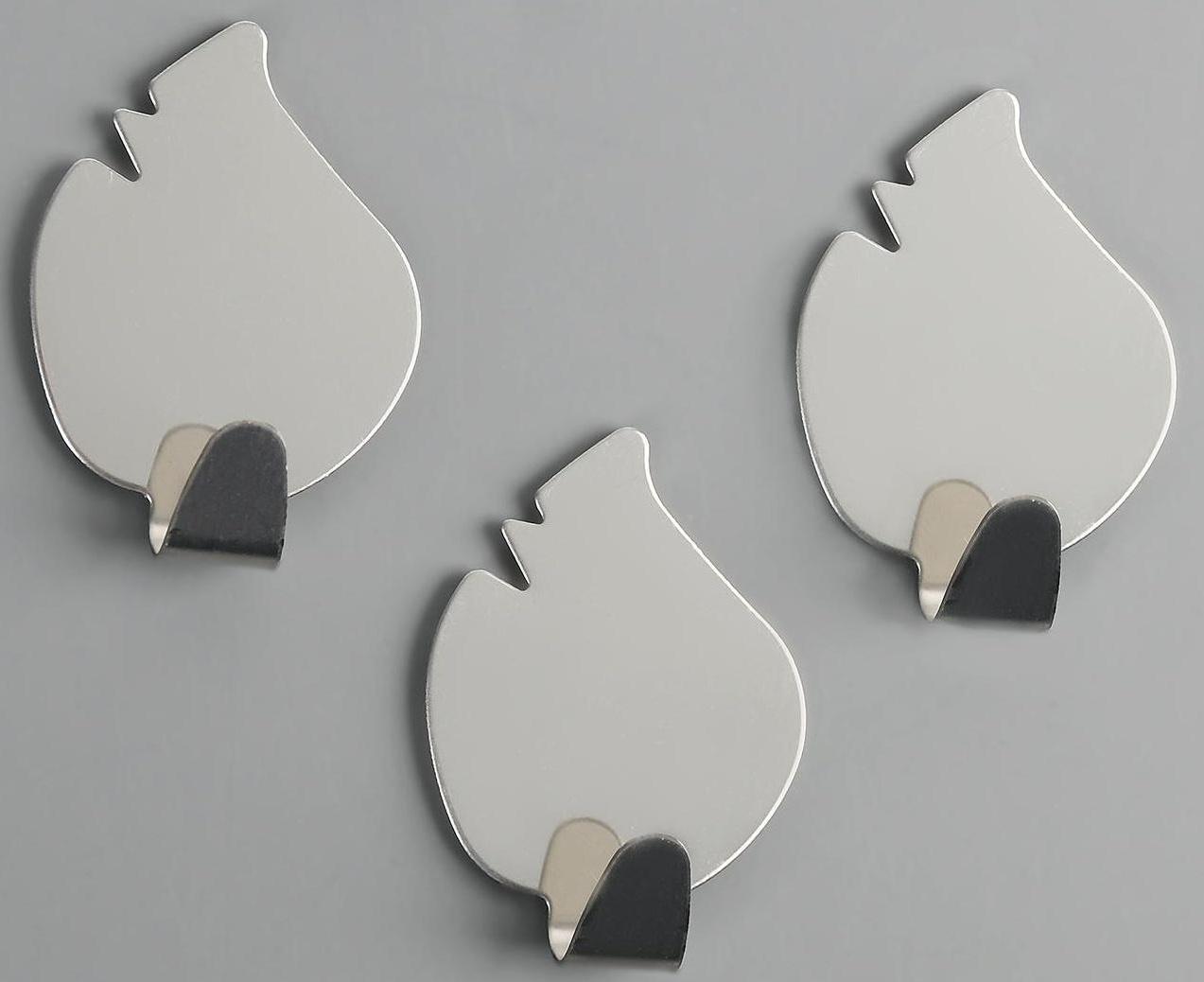 Крючок на липучке Доляна «Листики», 3 шт, металл