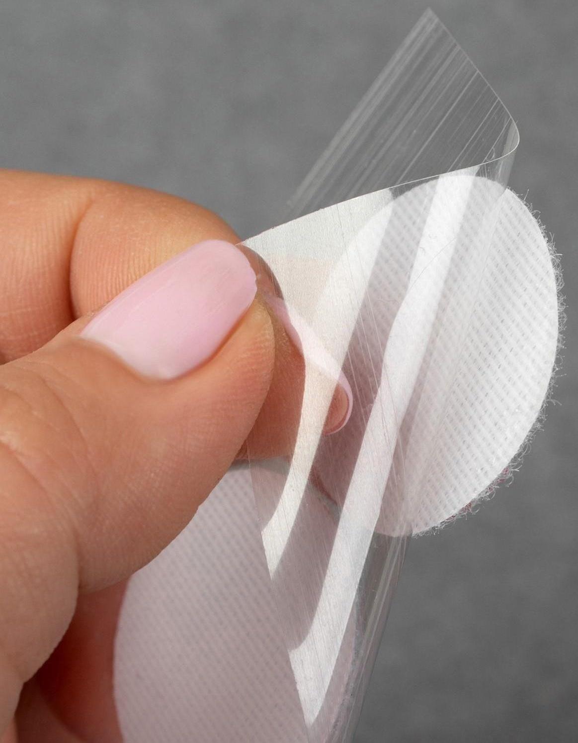 Набор липучек на клеевой основе, d = 3 см, 4 пары/8 шт, цвет белый