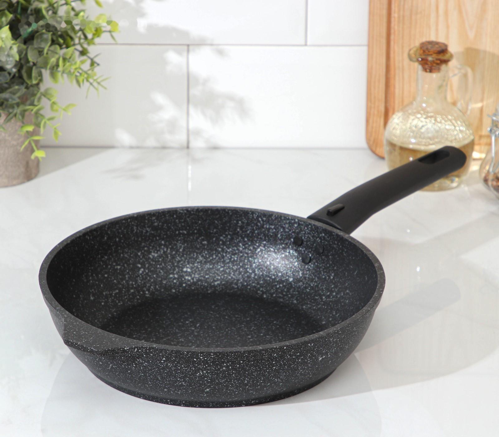 Сковорода, d=24 см, съёмная ручка, антипригарное покрытие, цвет тёмный мрамор