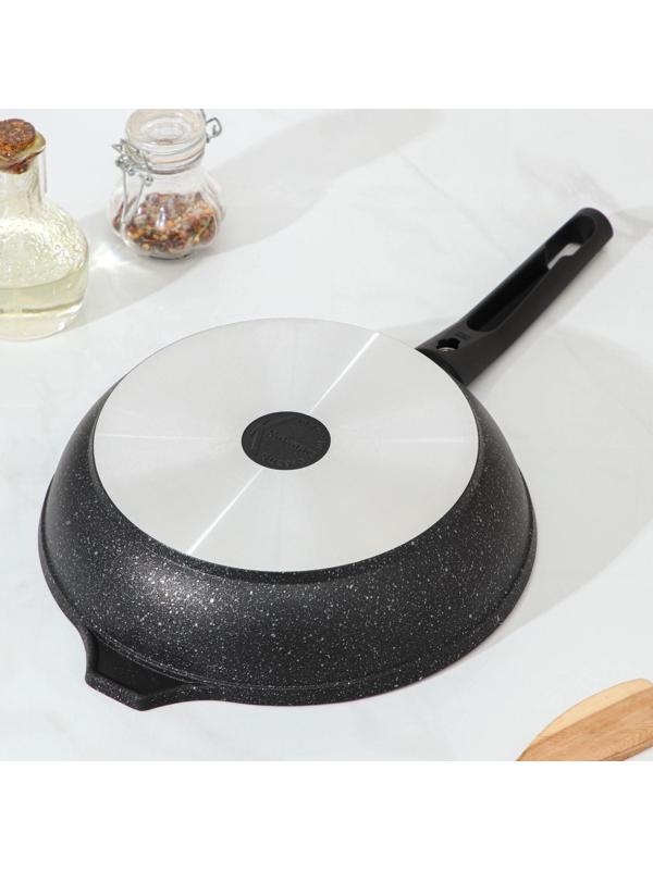 Сковорода, d=24 см, съёмная ручка, антипригарное покрытие, цвет тёмный мрамор